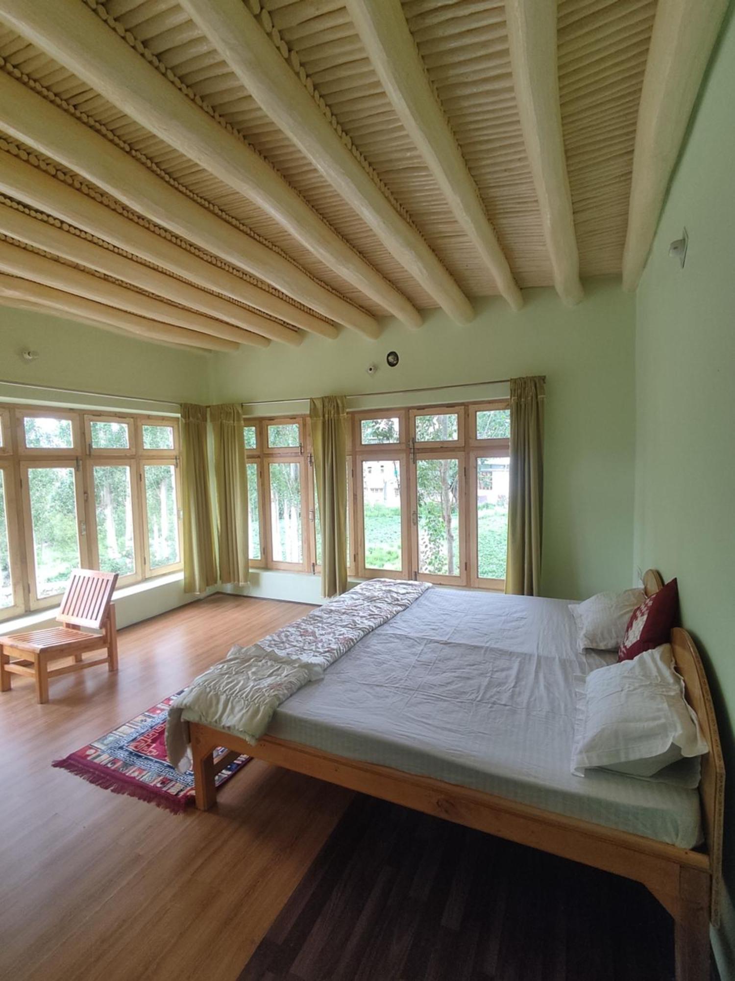 Streamlet Homestay Лех Екстер'єр фото